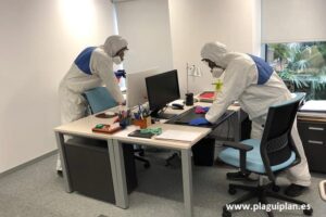 Servicios- desinfección-espacios-trabajo- oficinas